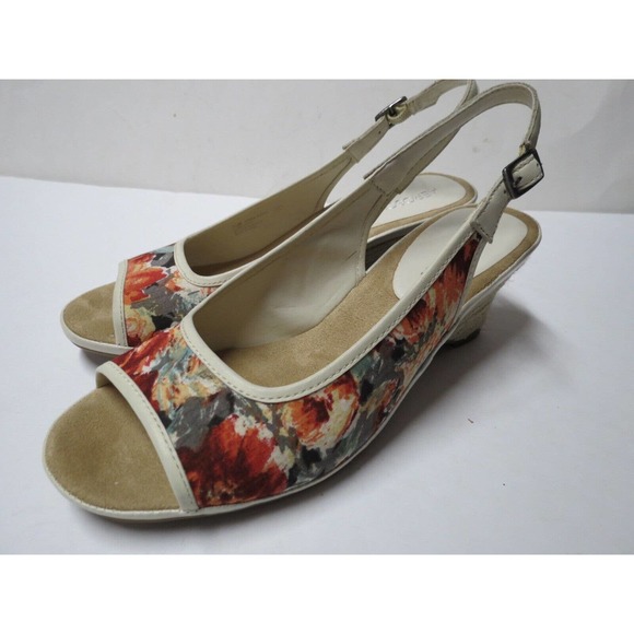 Aerosoles Size 7.5 Wide Wedge Heel Slingback Sandal Heels Beige Dozen Roses - Picture 2 of 11